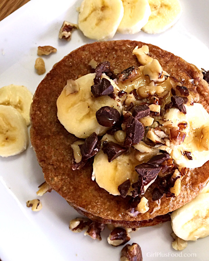 vegan-banana-pancakes